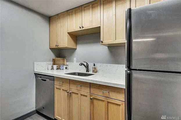1st image of 14600 NE 32nd St APT I6
