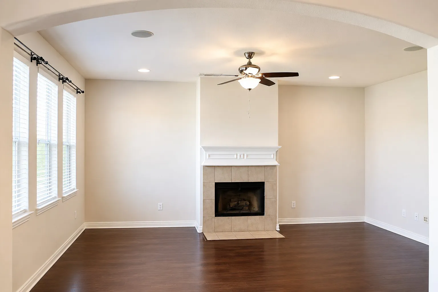 1713 Liberty Drive — Photo 4