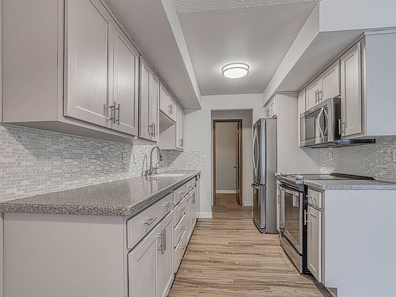 5th image of 310 NE 85th St Unit 2-B