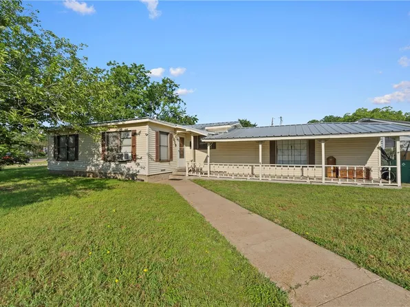 1019 Polk St, Mc Gregor, TX 76657
