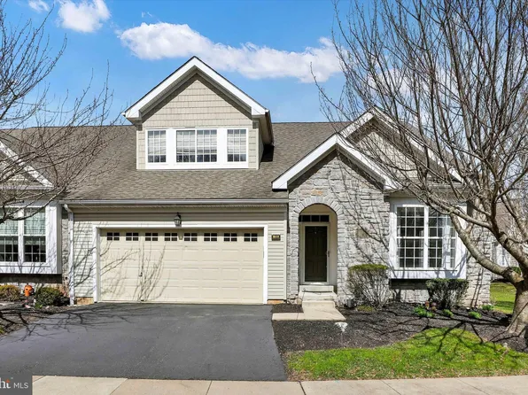 108 Lattice Ln, Collegeville, PA 19426