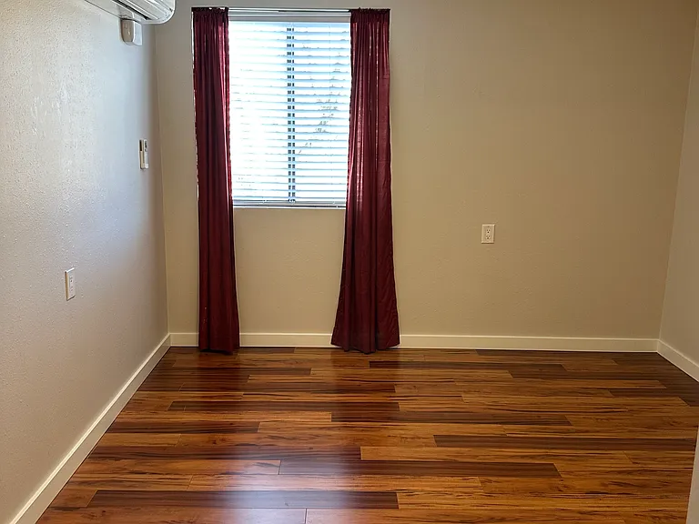 Spacious room with it's own heating and cooling.