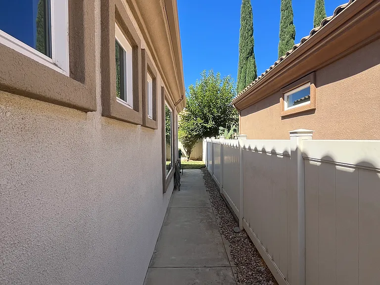 525 Brooklawn Dr — Photo 61
