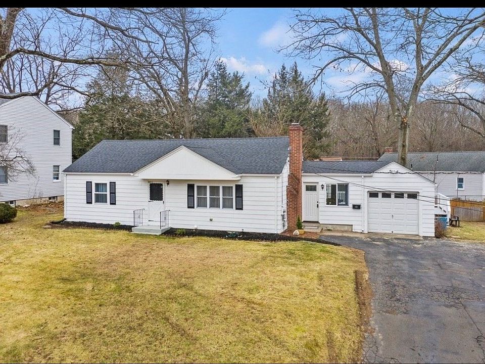 1st image of 122 Robinson Rd