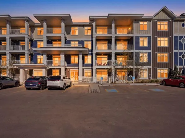400 E Auburn Meadows Cmn SE #213, Calgary, AB T3M 3K7