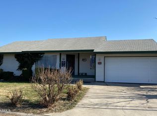 413 Baker Dr, Zillah, WA