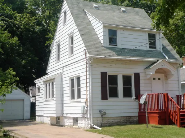 1511 Roseneath Ave, Lansing, MI 48915