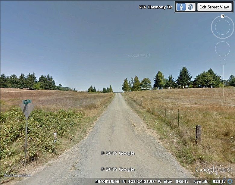 2nd image of 218 Poppy Ln