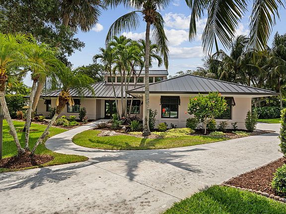 4th image of 121 Hillcrest Drive