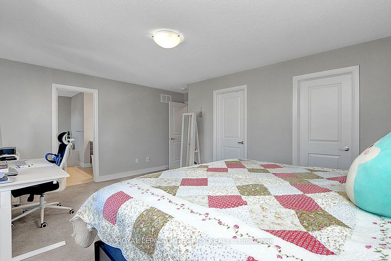 Ottawa House for rent - 4 Bedrooms — photo 15