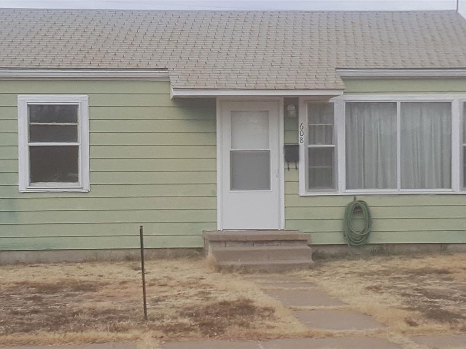 1st image of 608 N Roosevelt Ave