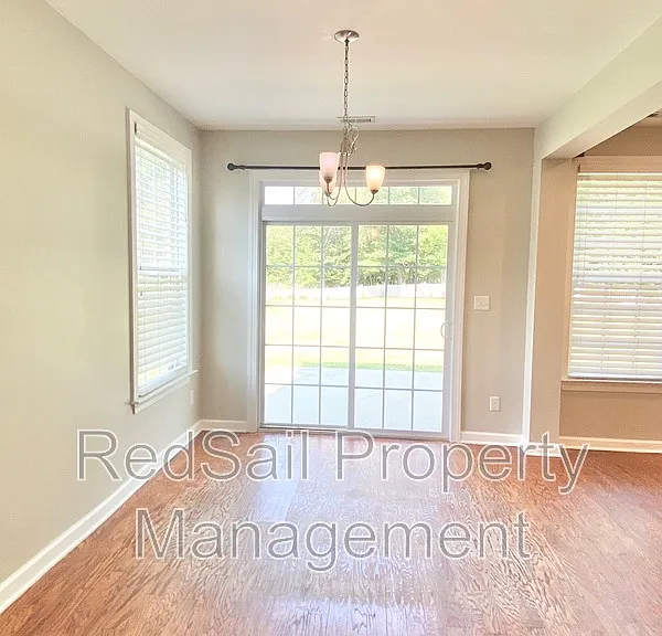 2225 Tuliptree Cir — Photo 9