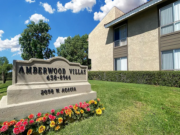 Amberwood Villas Apartments — Photo 11