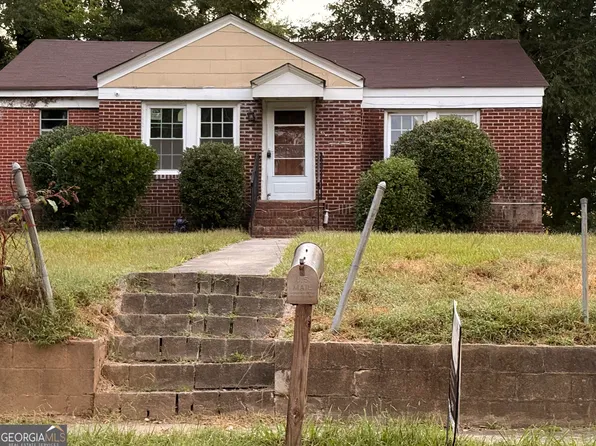 212 Grady Ave NE, Rome, GA 30161