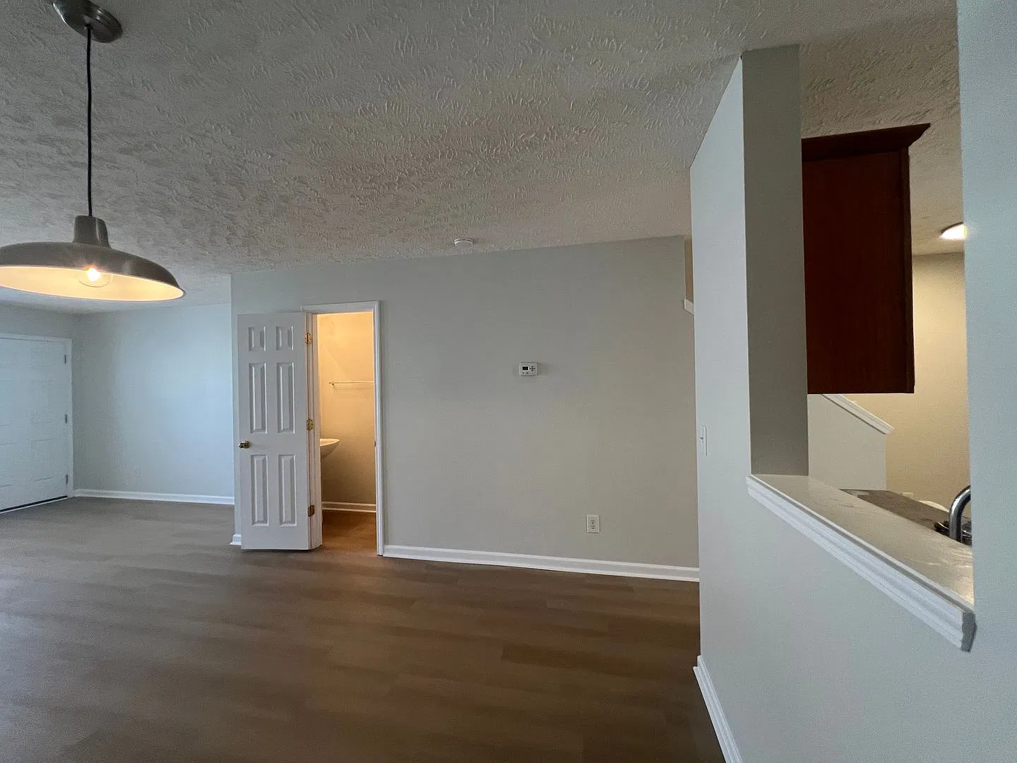 Spacious 2-Bedroom, 2.5-Bathroom Antioch Townhome — Photo 4