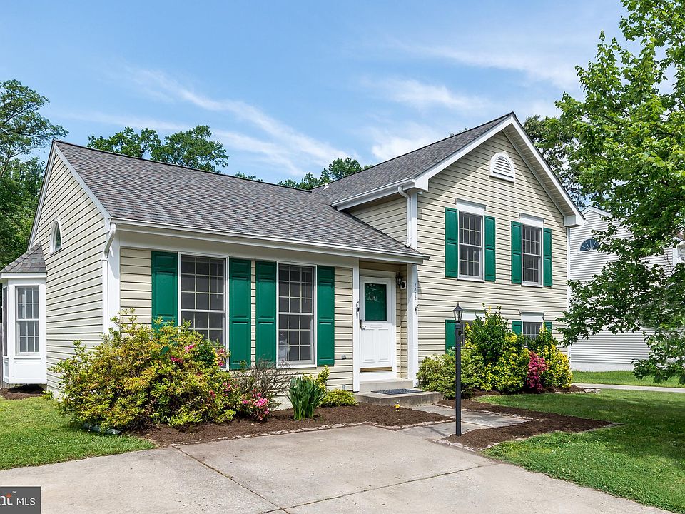 1st image of 7862 Golden Pine Cir