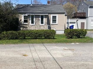 9 Palmer Ave, Warren, RI 02885