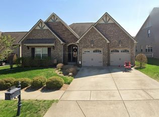 2195 Chaucer Park Ln, Thompsons Station, TN 37179
