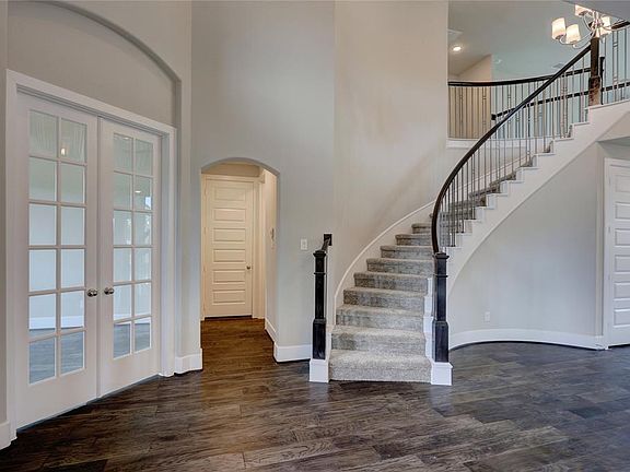 4th image of 103 Springtime Creek Dr