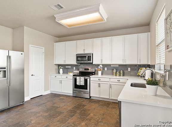 3rd image of 11312 Denae Dr