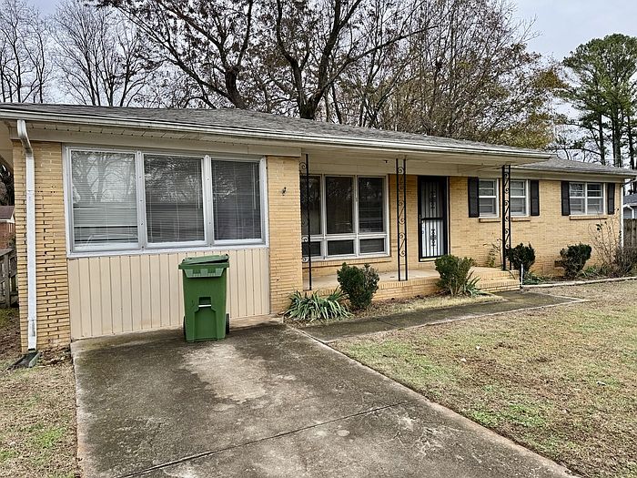 1st image of 323 Jack Coleman Dr NW