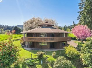 32733 Apple Valley Rd, Scappoose, OR 97056