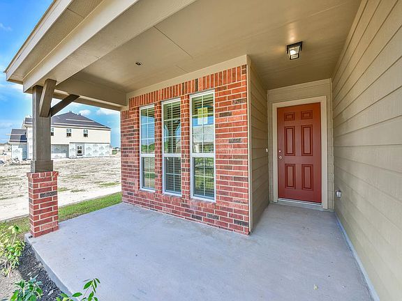 4th image of 2611 Fresh Dawn Dr