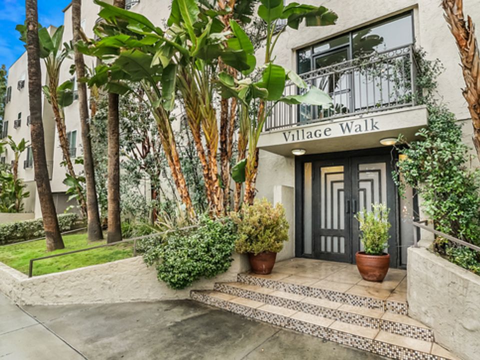 1st image of 5430 Bellingham Ave Unit 201