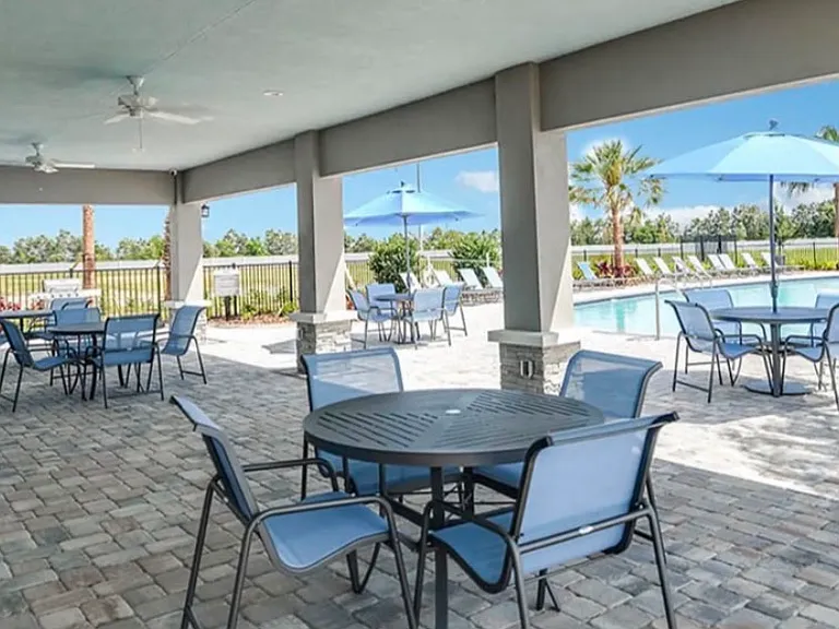 2571 Driftwood St — Photo 16