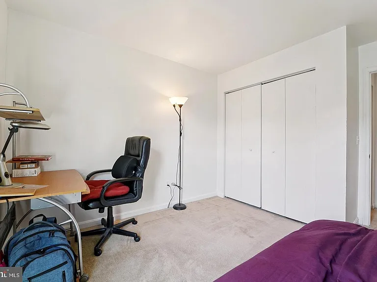 7206 Rutherford Green Cir — Photo 11
