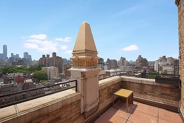 1st image of 24 5th Ave APT 1201