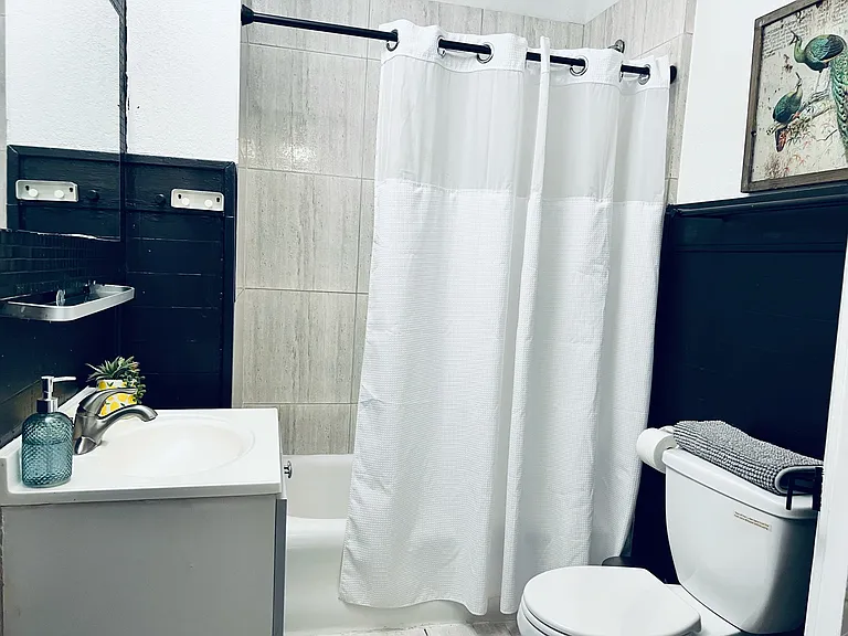 1910 Blodgett St #2B — Photo 19