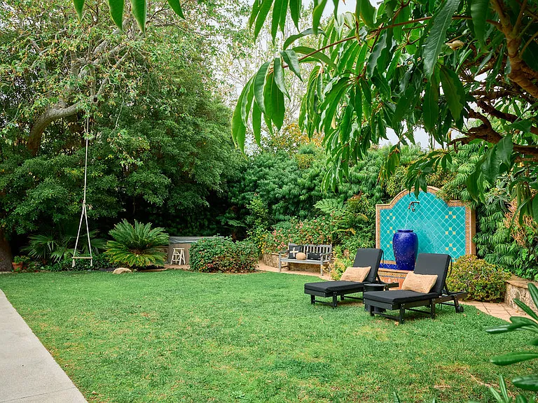 6328 Frondosa Dr — Photo 80
