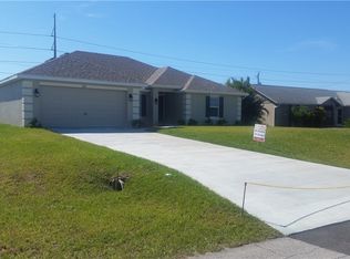 3311 NE 8th Place Cpe, Coral, FL 33909
