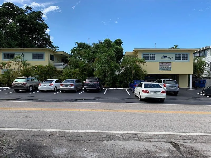 1 bed, 1.0 bath, 565 sqft, $1,750 — Photo 1