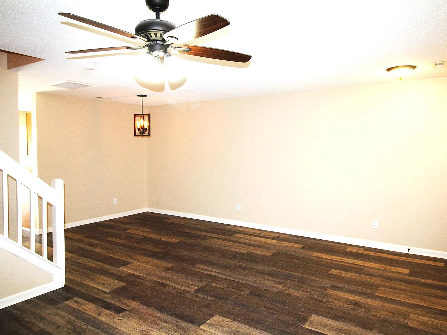111 Malamute Ln. — Photo 3