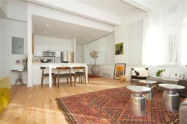 Rented by Triumph Property Group | media 33