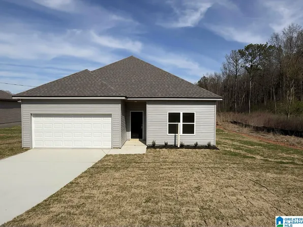 230 Chappell St, Sylacauga, AL 35151