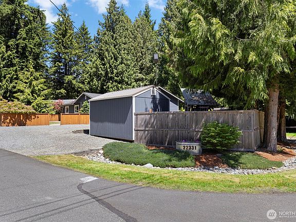 5th image of 22331 Sunridge Way NE
