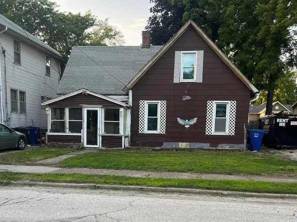 1701 28th Ave, Moline, IL 61265