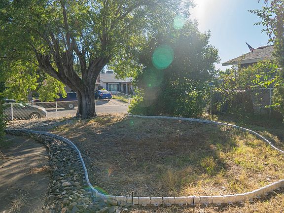 5th image of 5940 Green Glen Way