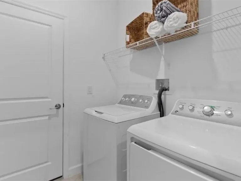 20517 Hazelnut Ct S — Photo 7