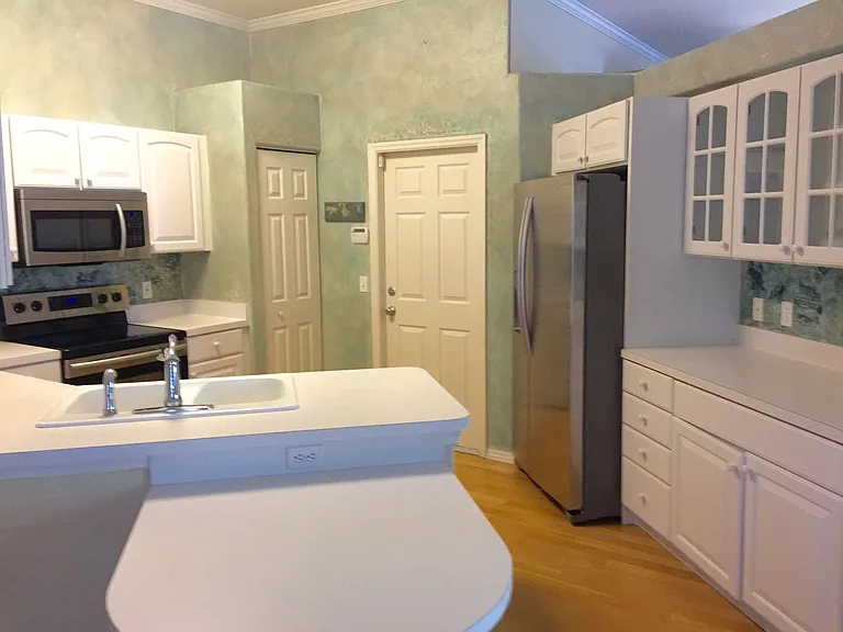 12220 Winding Woods Way — Photo 11