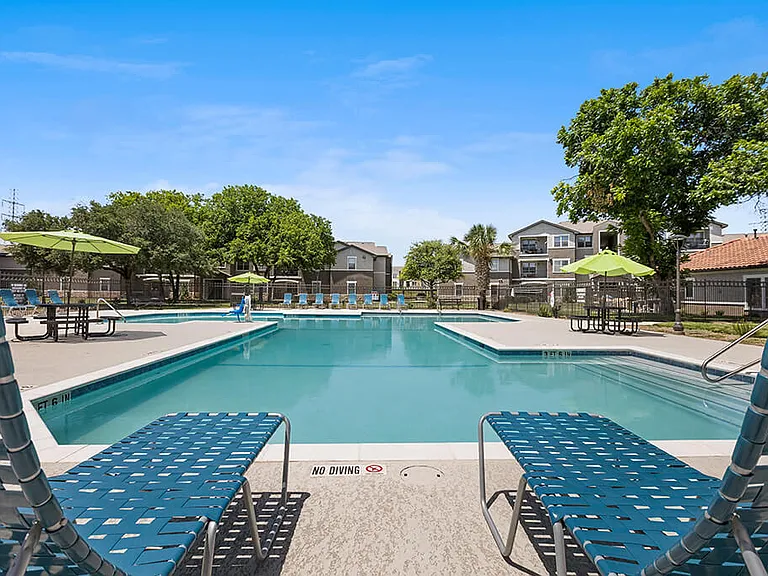 Bonito Parque Apartments — Photo 10