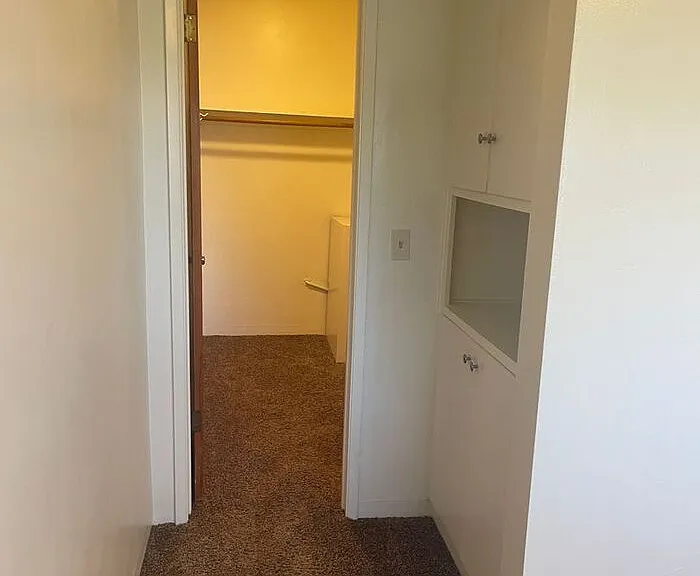 2034 Bath St #5 — Photo 8
