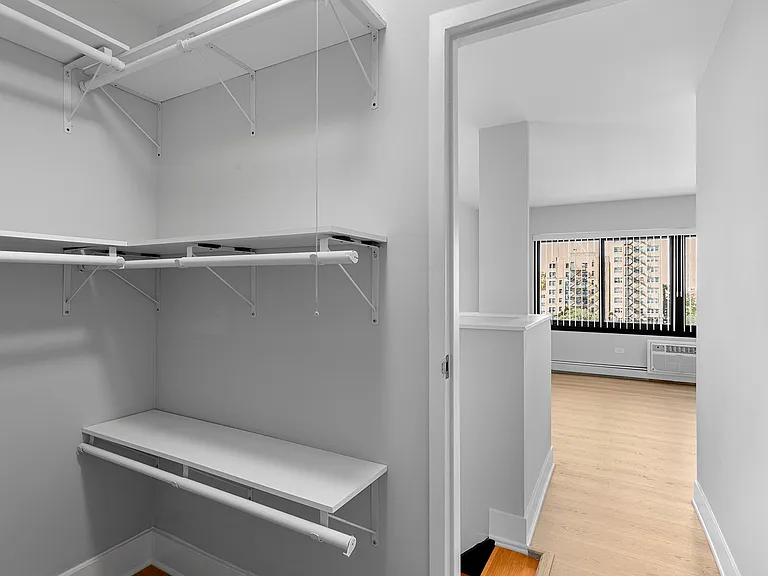 The Duplex Tower — Photo 16