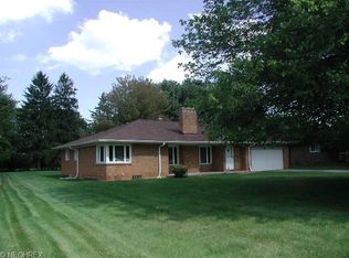14220 Uhlin Dr, Middleburg Heights, OH 44130