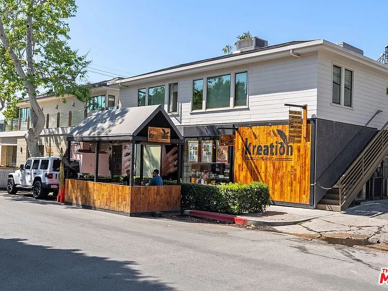 744 N Alfred St #104 — Photo 45