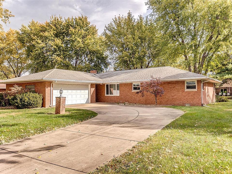 1st image of 224 Joseph Dr