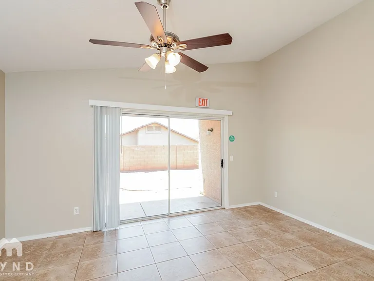 22027 W Pima St — Photo 7